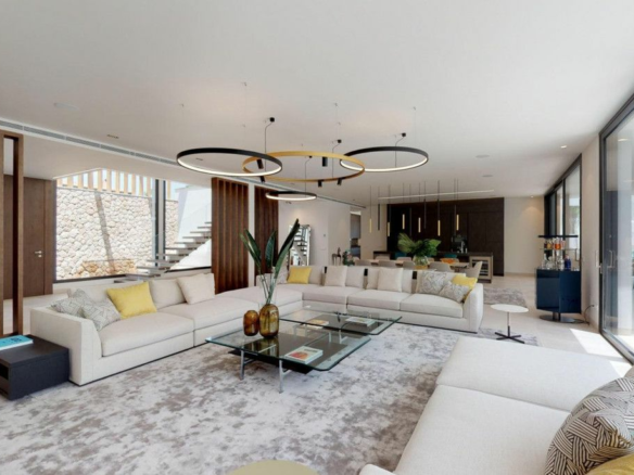 6-bedroom Villa In Calvià, Spain (748 M²)