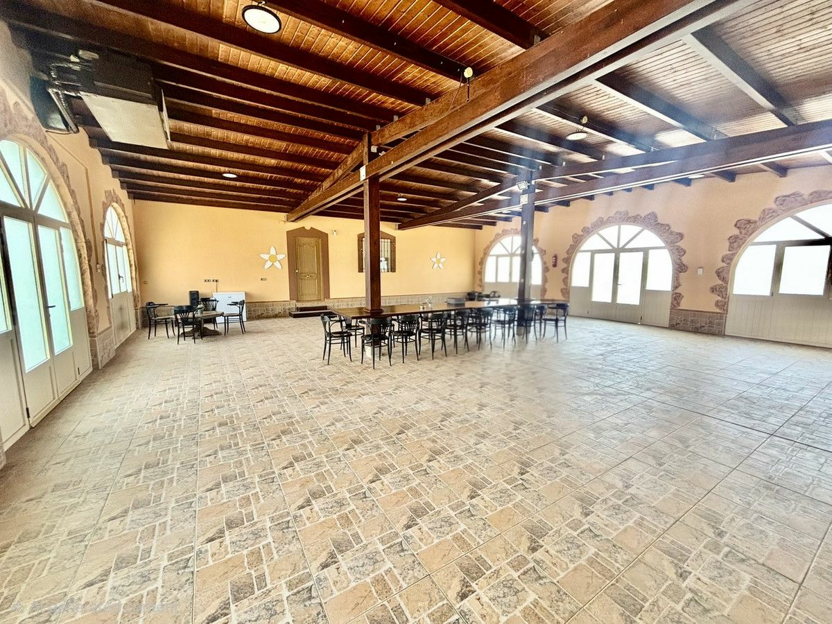 6-bedroom Villa In Cartagena, Spain (558 M²)