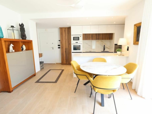 3-bedroom Apartment In Algorfa, Spain (91 M²)