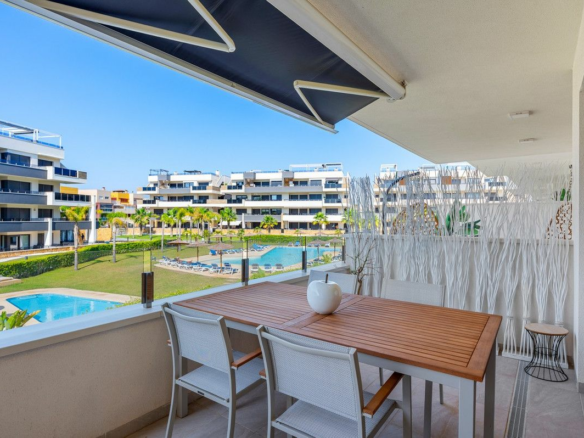 2-bedroom Apartment In Orihuela Costa, Spain (75 M²)
