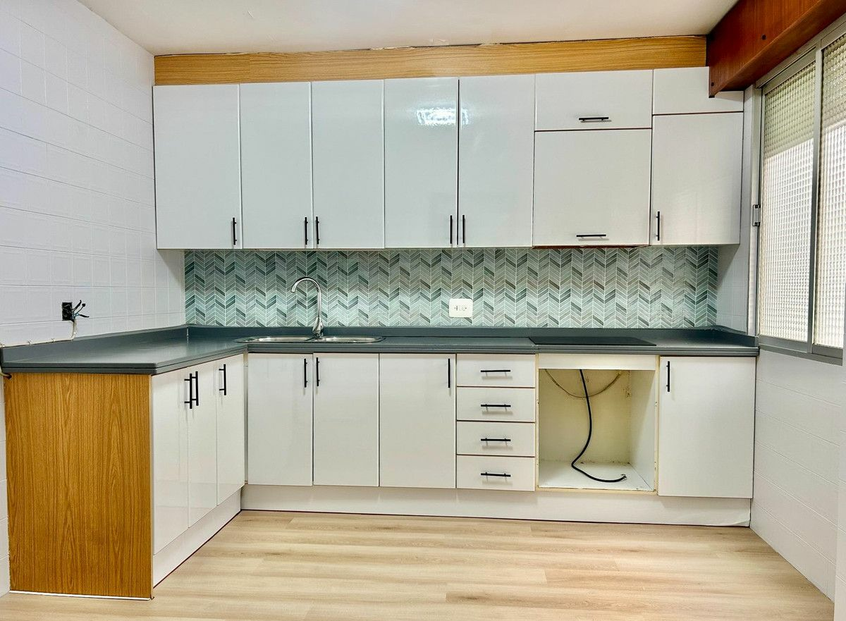 4-bedroom Apartment In Torrevieja, Spain (164 M²)