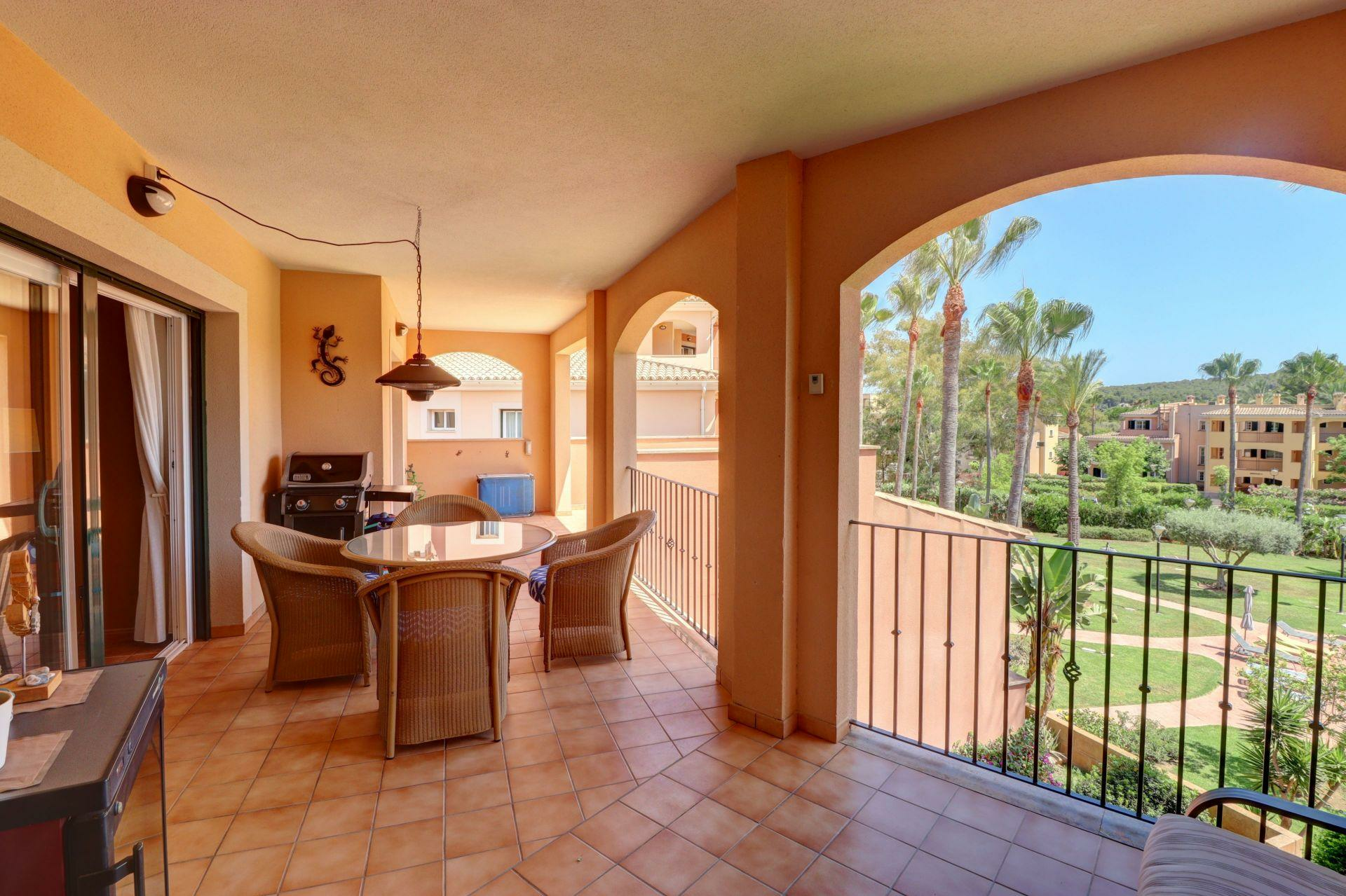 3-bedroom Penthouse In Calvià, Spain (160 M²)