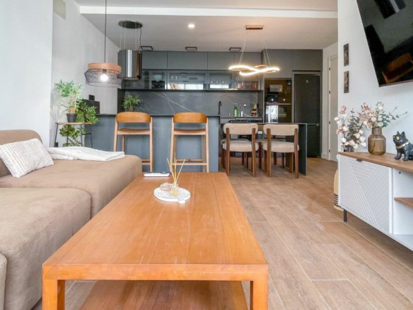 3-bedroom House In Torrevieja, Spain (160 M²)