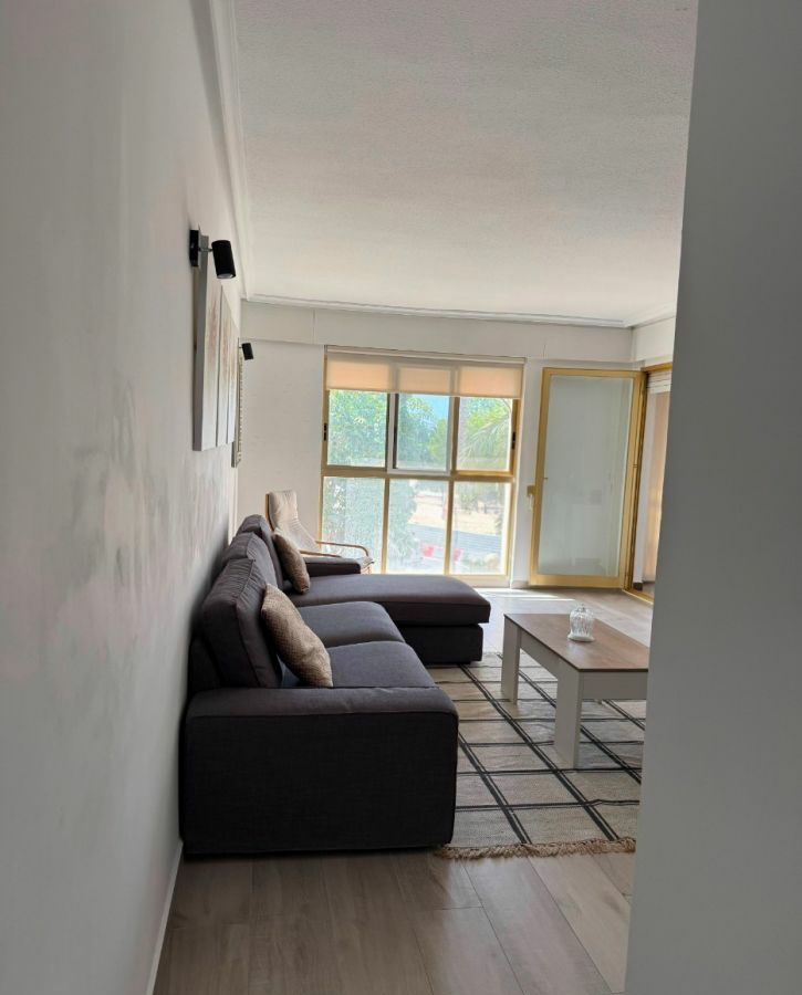 3-bedroom Apartment In Torrevieja, Spain (117 M²)