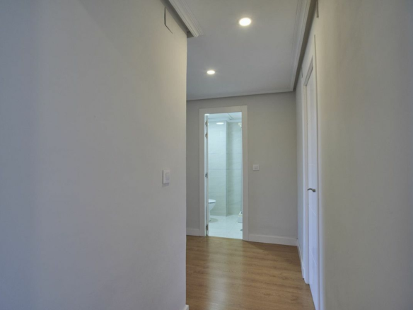 3-bedroom Apartment In San Juan Playa, Spain (108 M²)