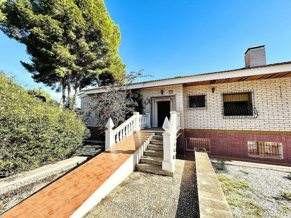 10-bedroom Villa In Orihuela Costa, Spain (800 M²)