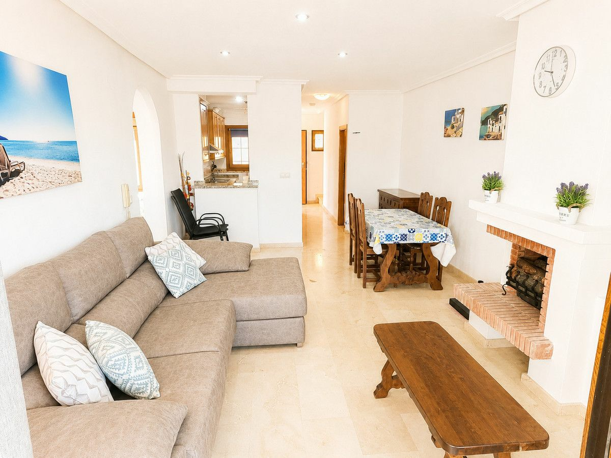 3-bedroom House In Algorfa, Spain (90 M²)