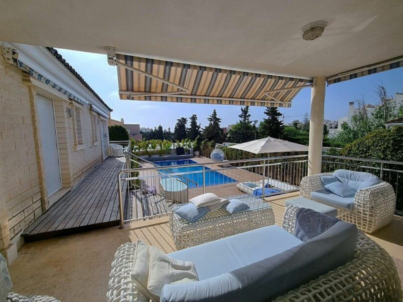 5-bedroom Villa In Torrevieja, Spain (438 M²)