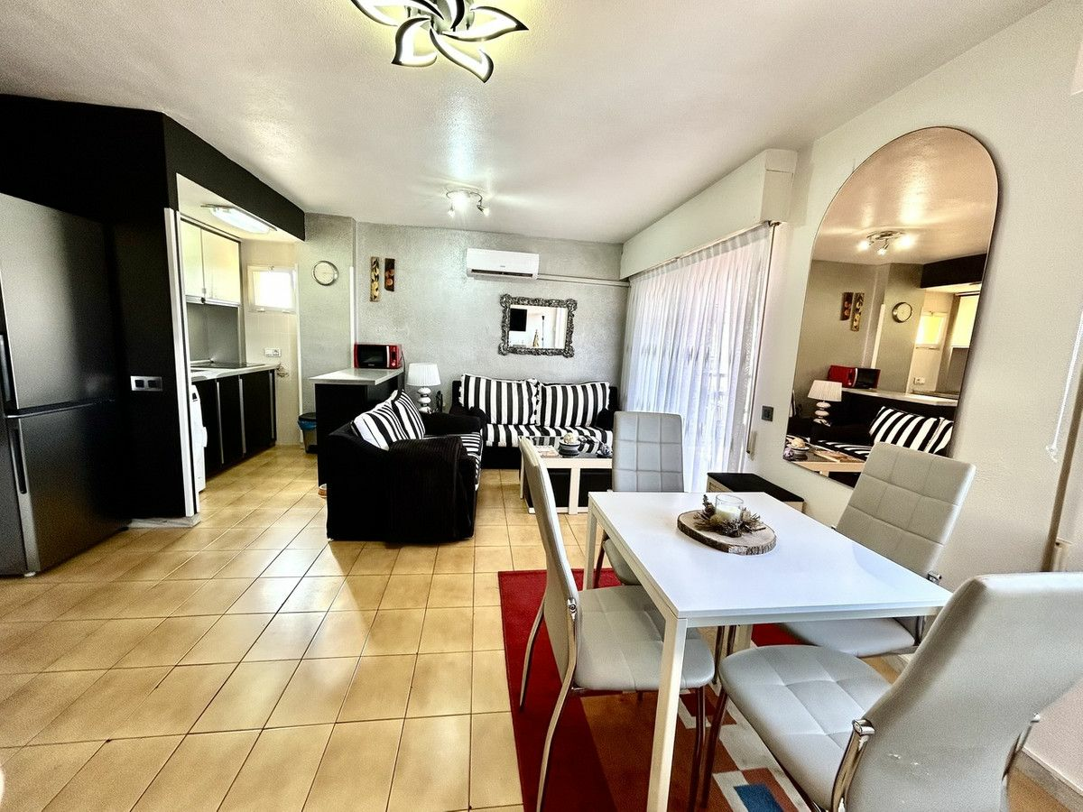 1-bedroom Apartment In Torrevieja, Spain (57 M²)