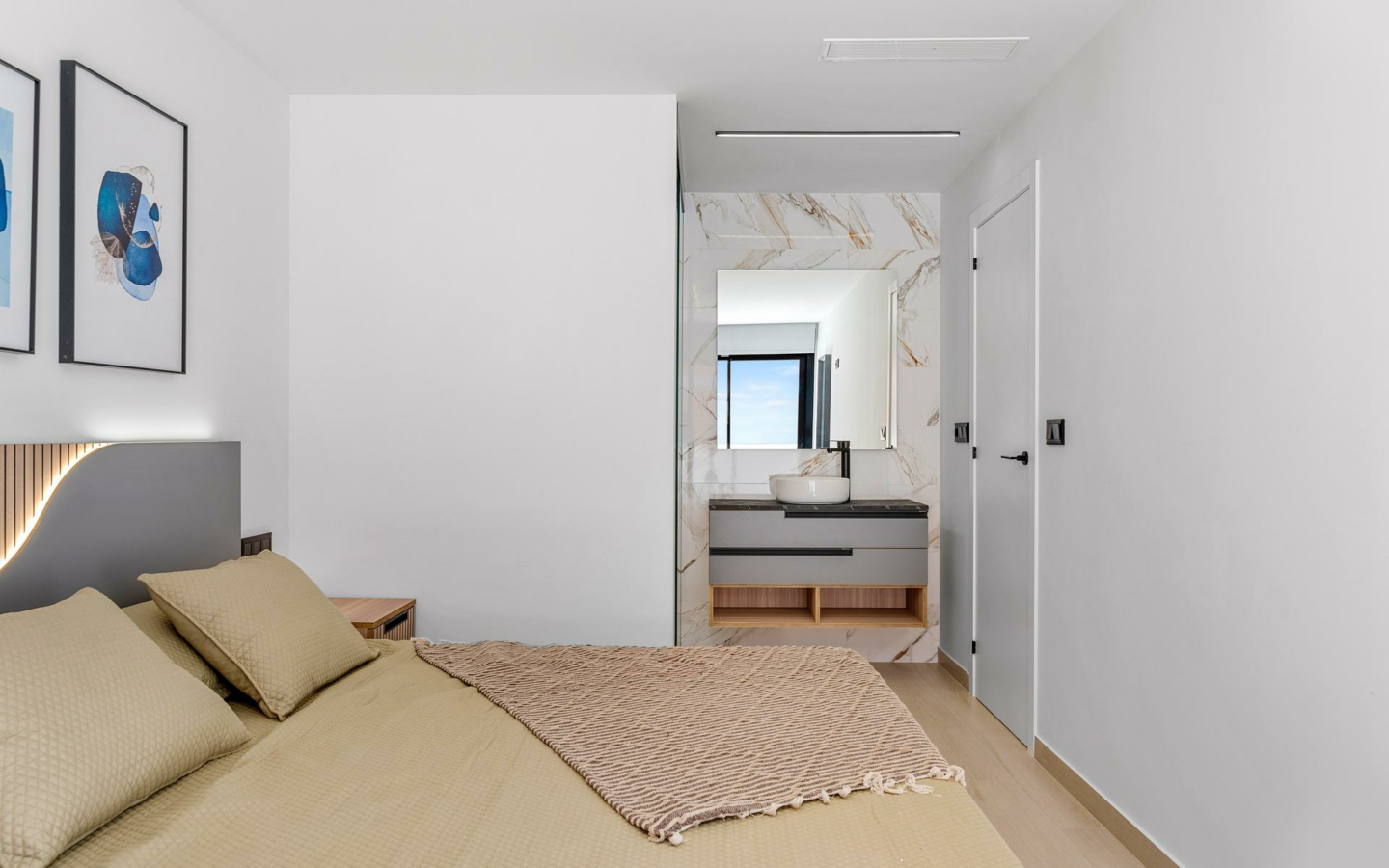 3-bedroom Apartment In Guardamar Del Segura, Spain (103 M²)