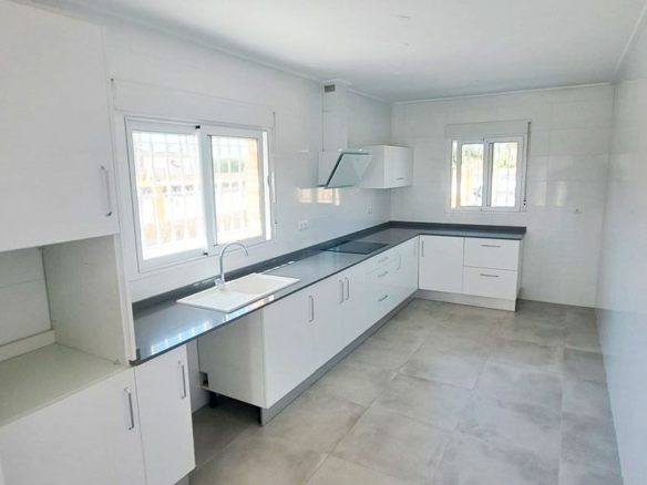 3-bedroom Villa In Catral, Spain (158 M²)