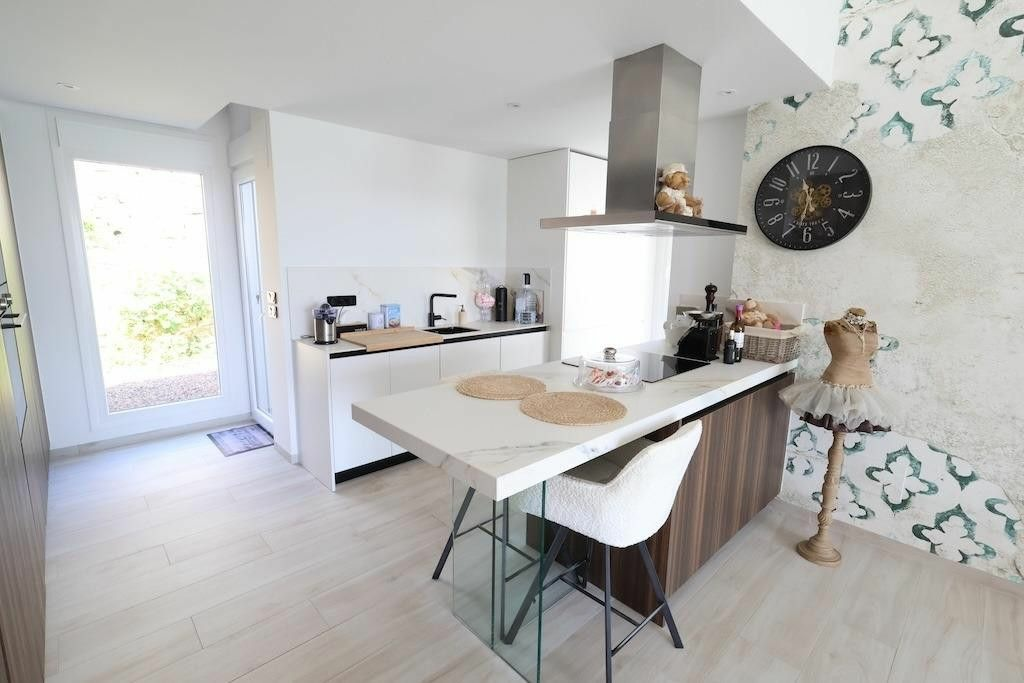 3-bedroom Villa In Algorfa, Spain (134 M²)
