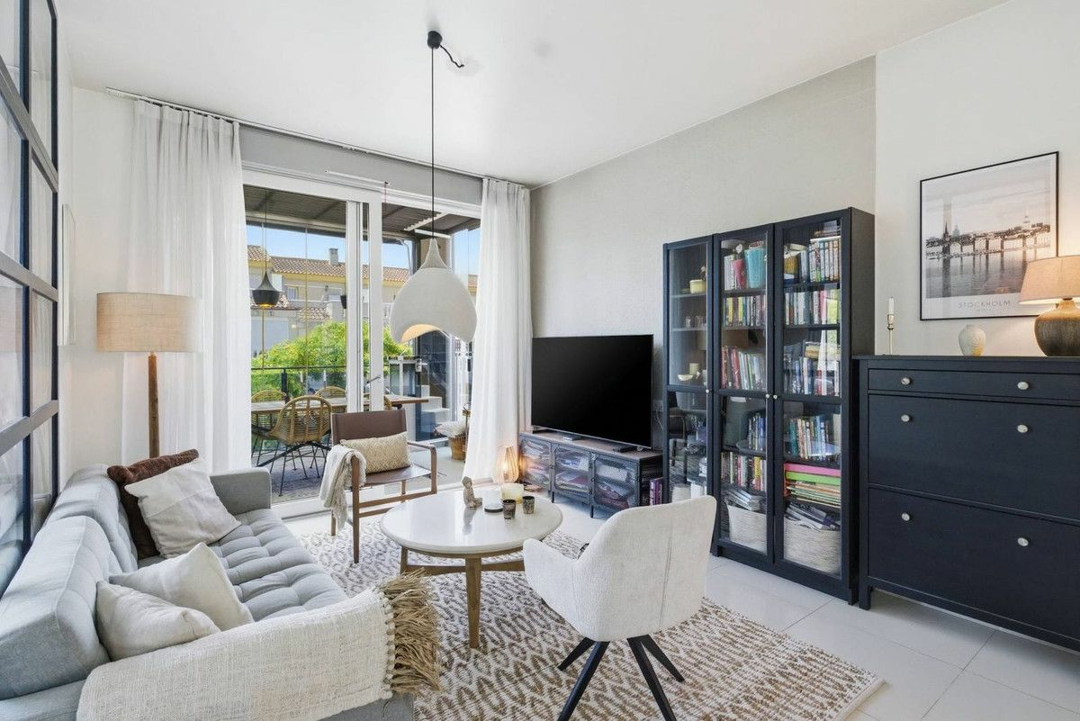 3-bedroom Apartment In Guardamar Del Segura, Spain (108 M²)