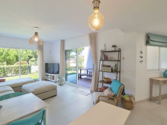 3-bedroom Apartment In Calvià, Spain (136 M²)