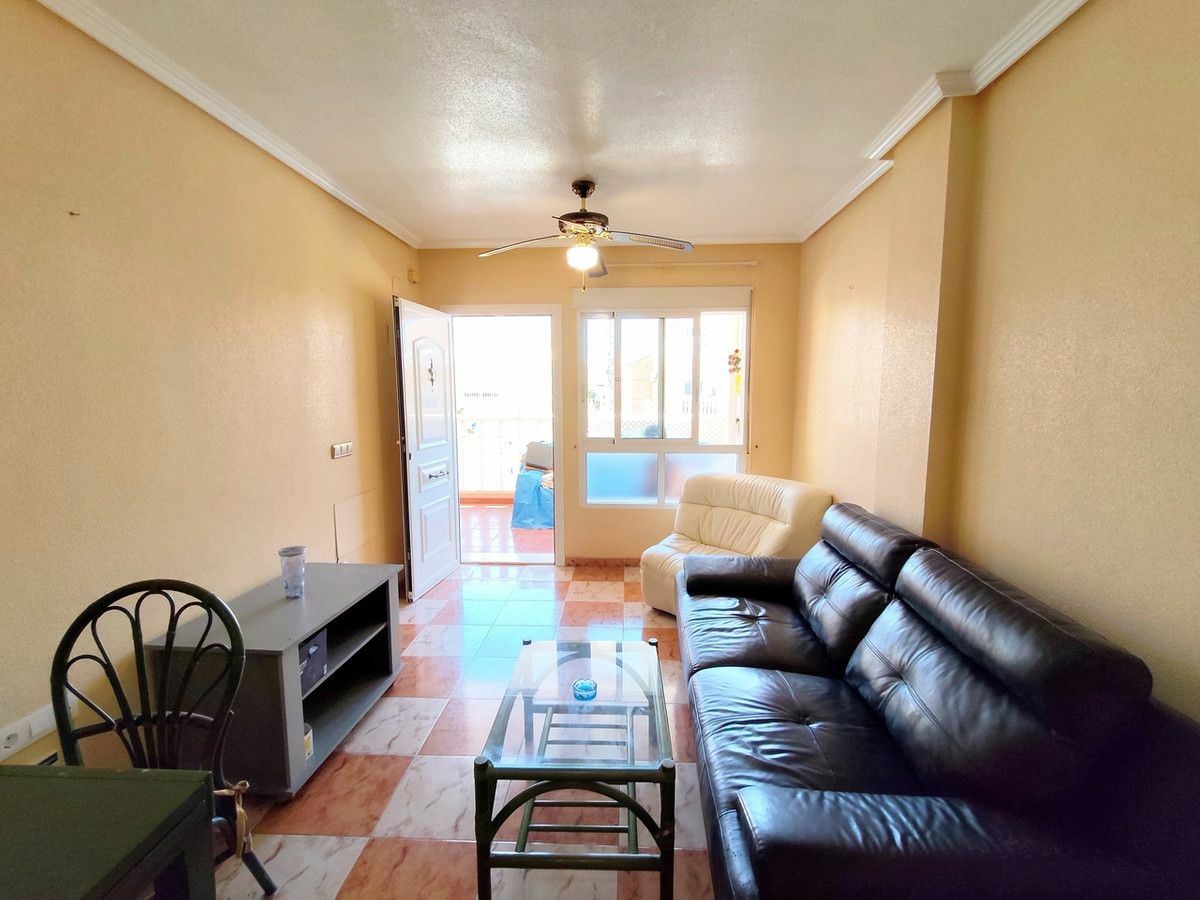 2-bedroom Apartment In Orihuela Costa, Spain (72 M²)
