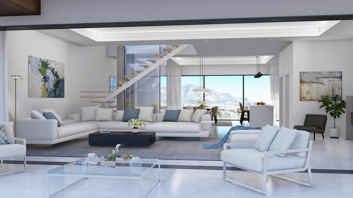 3-bedroom Villa In Fuengirola, Spain (512 M²)