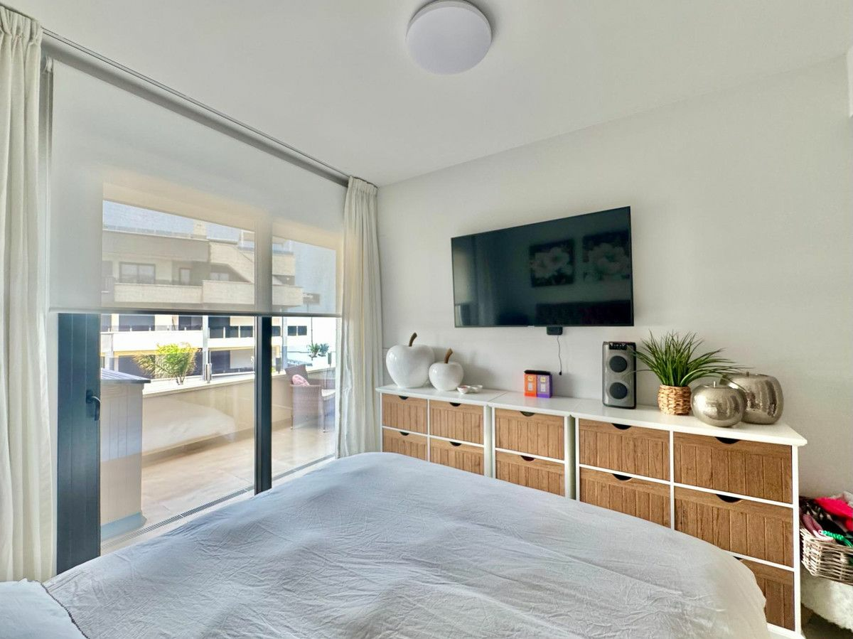 3-bedroom Apartment In Orihuela Costa, Spain (98 M²)