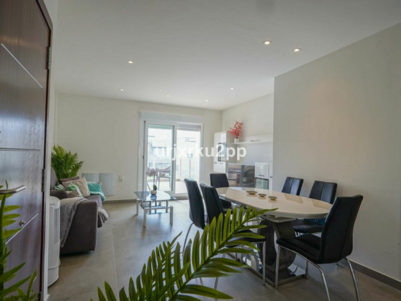 2-bedroom Apartment In Torrevieja, Spain (75 M²)