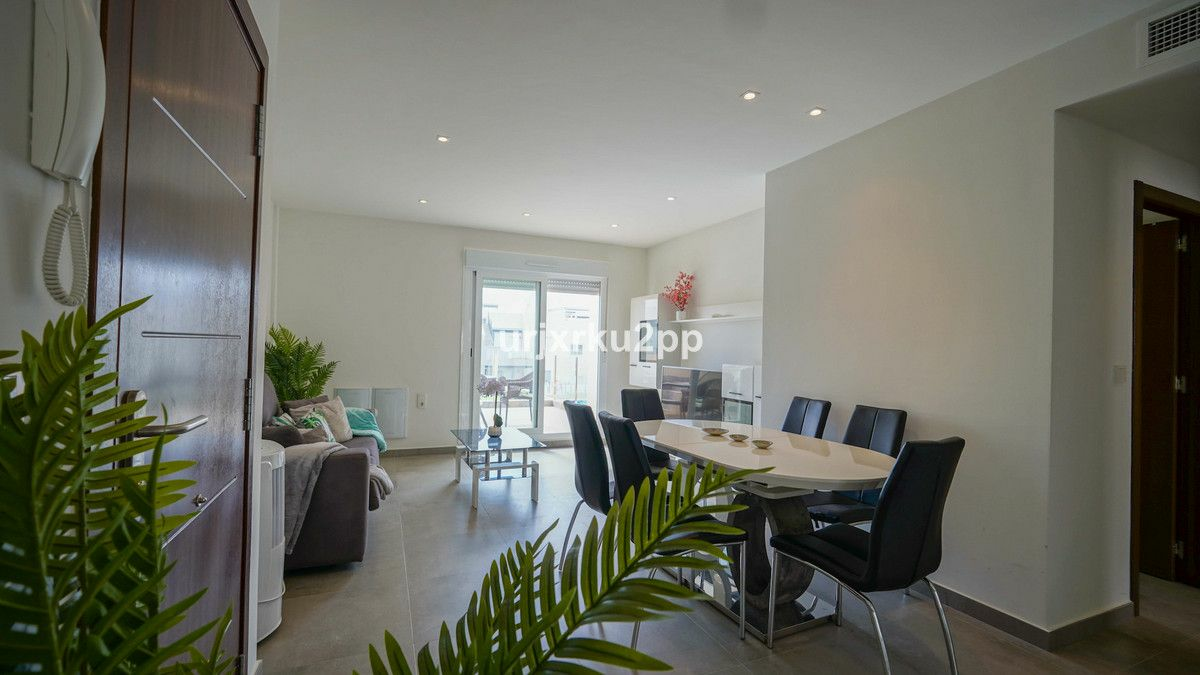 2-bedroom Apartment In Torrevieja, Spain (75 M²)