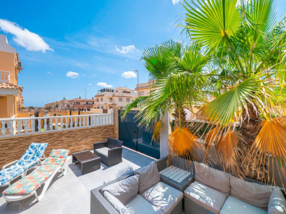 3-bedroom Villa In Rojales, Spain (71 M²)