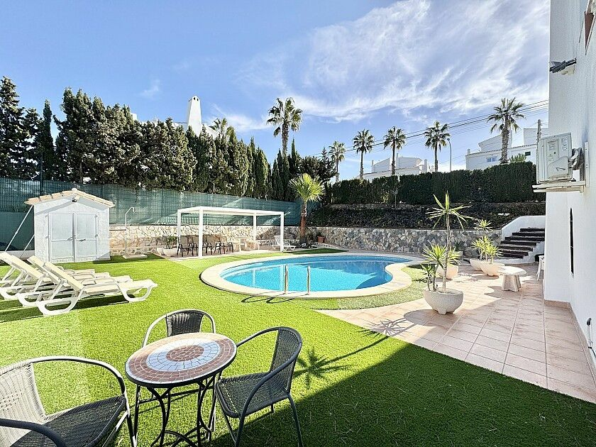 4-bedroom Villa In Orihuela Costa, Spain (150 M²)