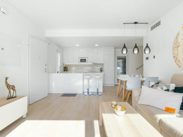 3-bedroom Villa In Pilar De La Horadada, Spain (108 M²)