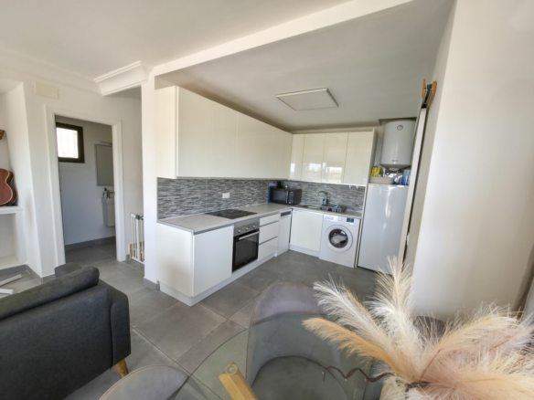 2-bedroom Villa In Orihuela Costa, Spain (77 M²)
