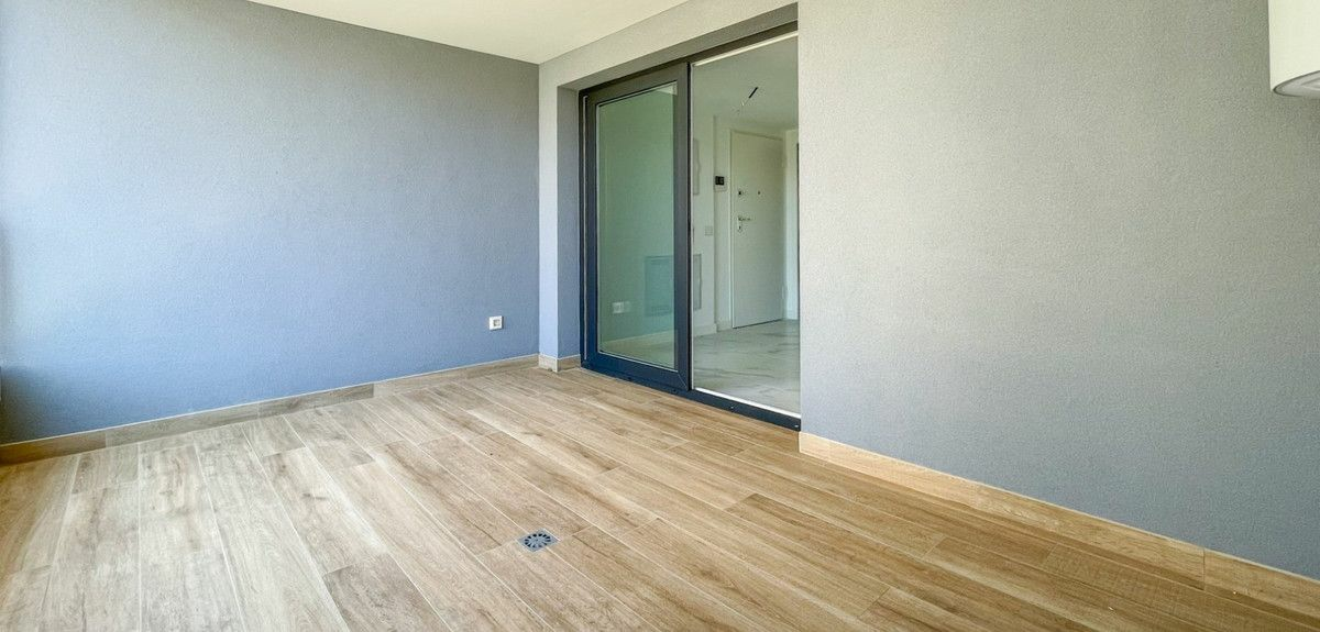 3-bedroom Apartment In Orihuela Costa, Spain (146 M²)