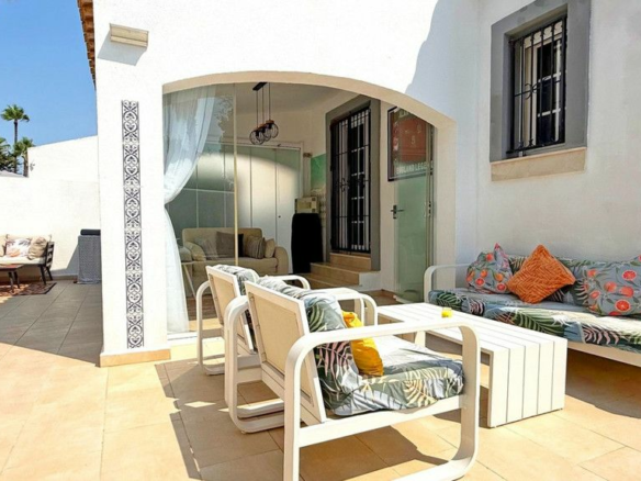 3-bedroom Villa In Orihuela Costa, Spain (96 M²)