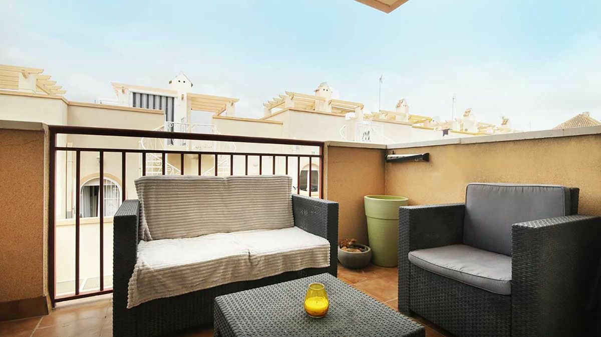 3-bedroom Apartment In Daya Nueva, Spain (85 M²)