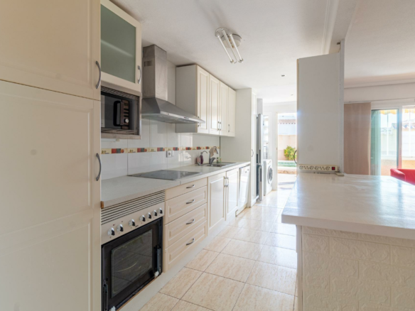 3-bedroom Bungalow In Orihuela Costa, Spain (101 M²)