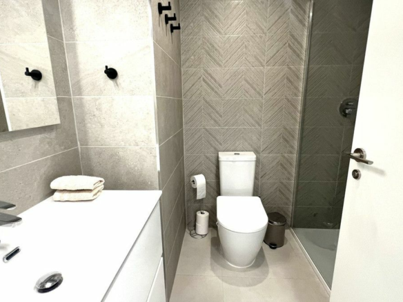 3-bedroom Apartment In Orihuela Costa, Spain (84 M²)
