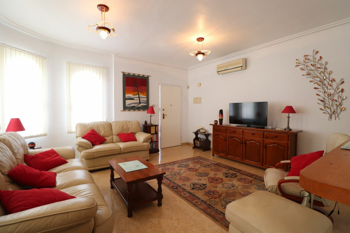 3-bedroom Villa In Los Montesinos, Spain (84 M²)