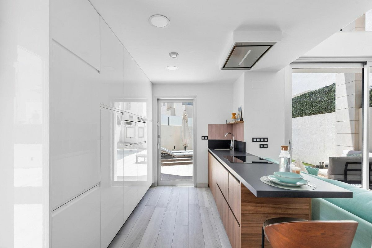 3-bedroom Villa In Orihuela Costa, Spain (149 M²)