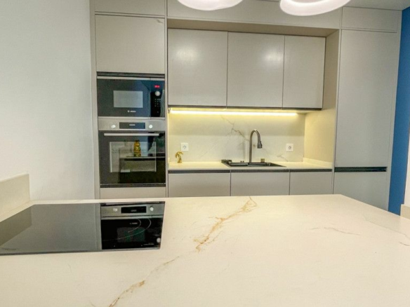 2-bedroom Apartment In Torrevieja, Spain (91 M²)