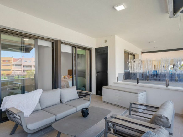 2-bedroom Apartment In Orihuela Costa, Spain (75 M²)