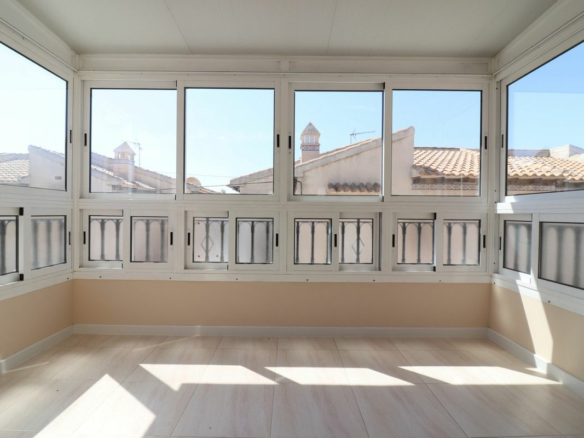 2-bedroom Apartment In Orihuela Costa, Spain (52 M²)