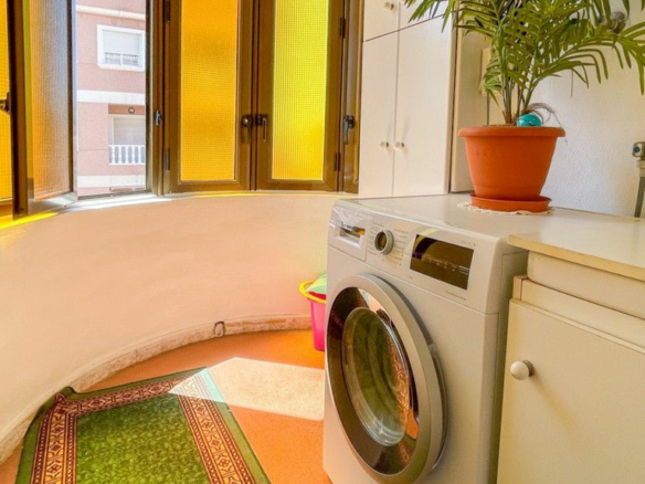 3-bedroom Apartment In Torrevieja, Spain (129 M²)