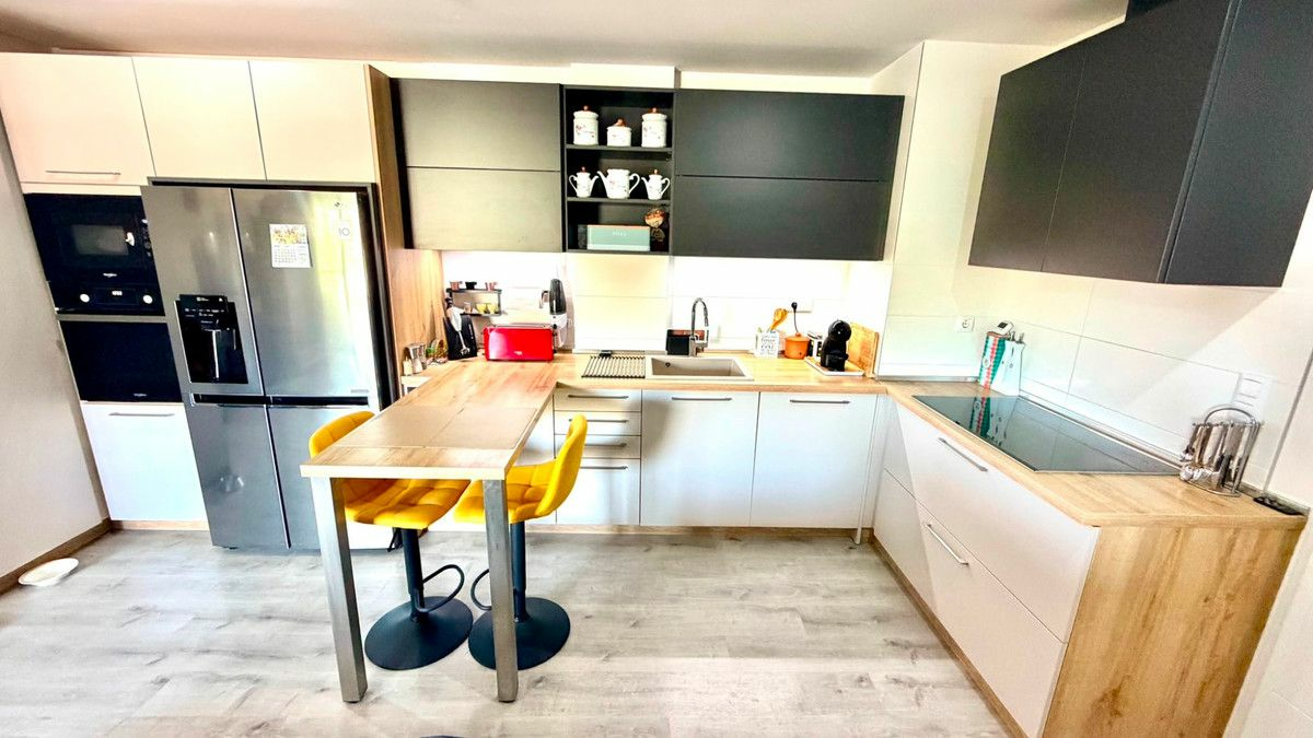 2-bedroom Apartment In Orihuela Costa, Spain (82 M²)