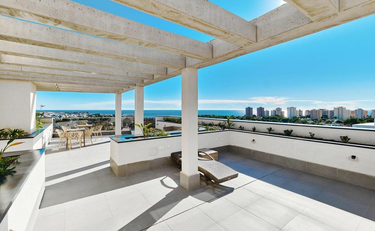 2-bedroom Apartment In Orihuela Costa, Spain (95 M²)