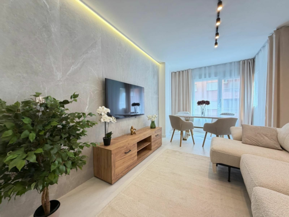 4-bedroom Apartment In Torrevieja, Spain (107 M²)