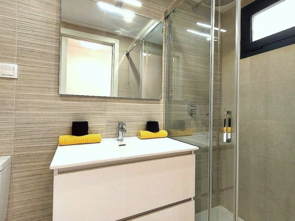 2-bedroom Apartment In Orihuela Costa, Spain (92 M²)
