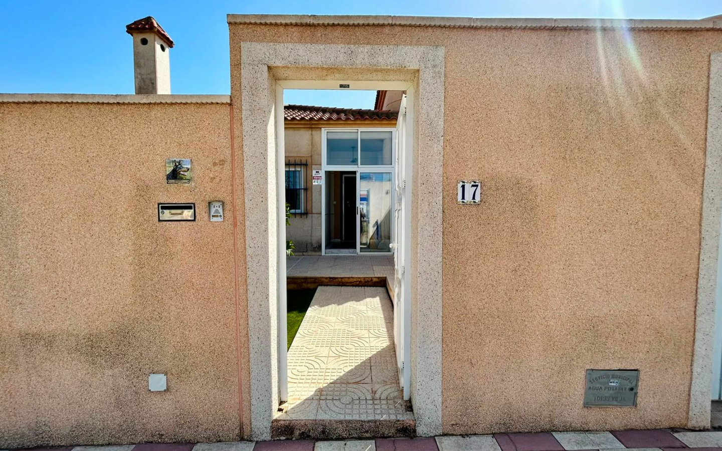 3-bedroom Villa In Torrevieja, Spain (126 M²)