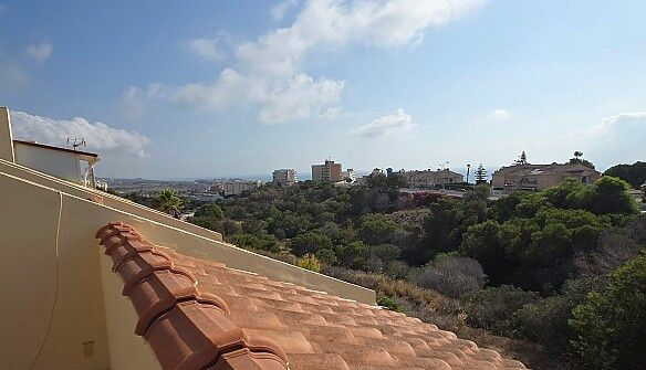 3-bedroom House In Torrevieja, Spain (90 M²)