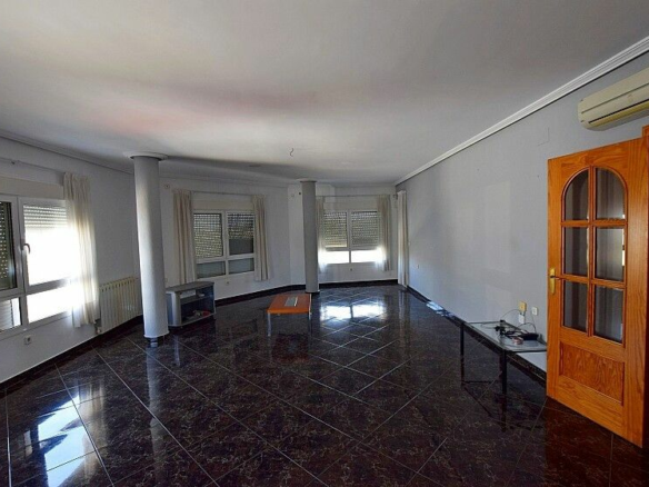 7-bedroom House In San Miguel De Salinas, Spain (400 M²)