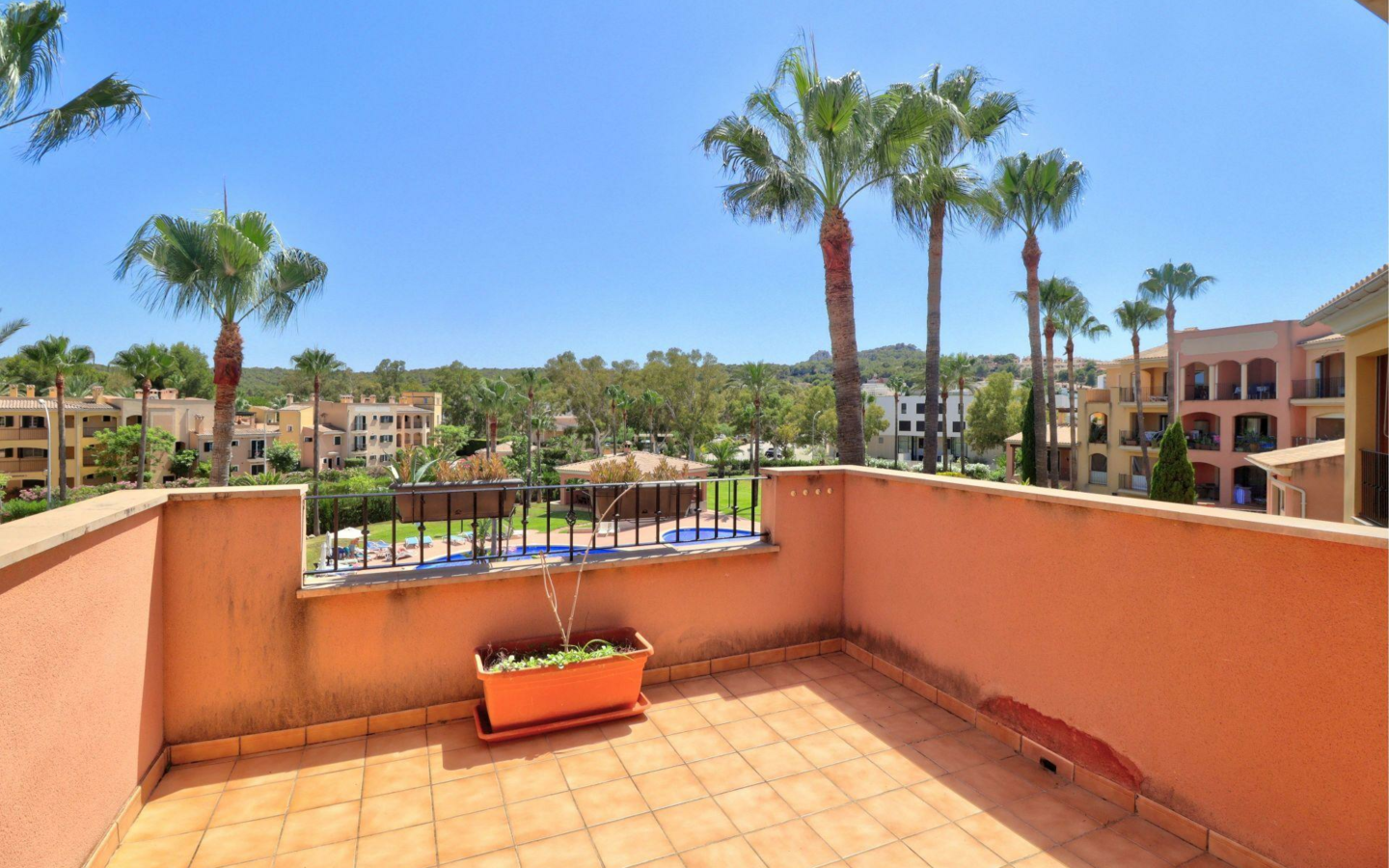3-bedroom Penthouse In Calvià, Spain (160 M²)