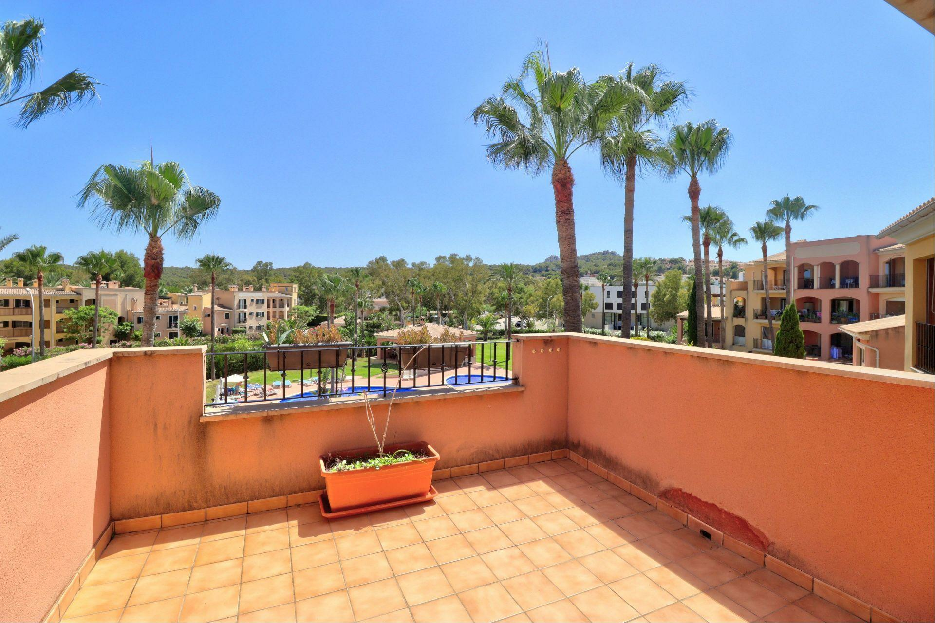 3-bedroom Penthouse In Calvià, Spain (160 M²)