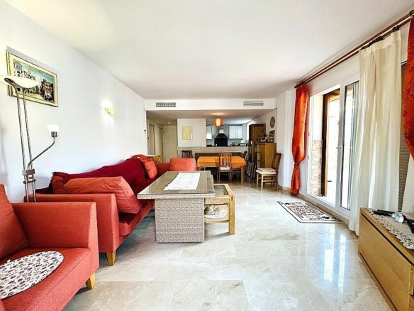 2-bedroom Apartment In Orihuela Costa, Spain (85 M²)