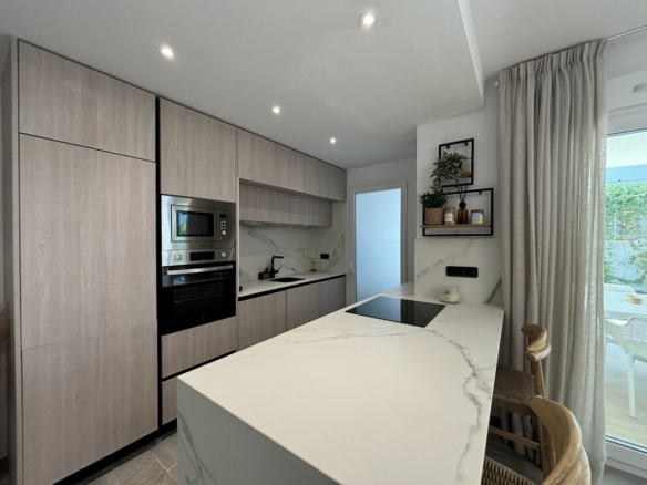 3-bedroom Apartment In Algorfa, Spain (90 M²)