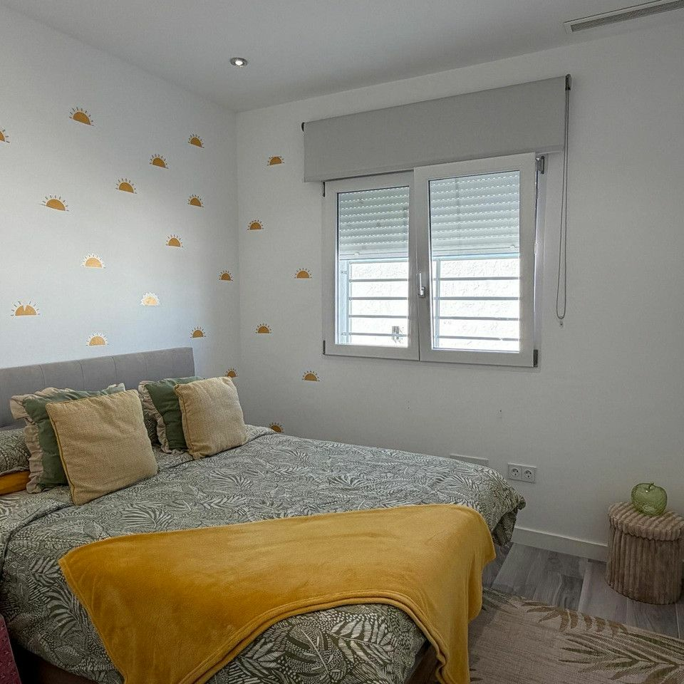 4-bedroom Villa In Algorfa, Spain (283 M²)
